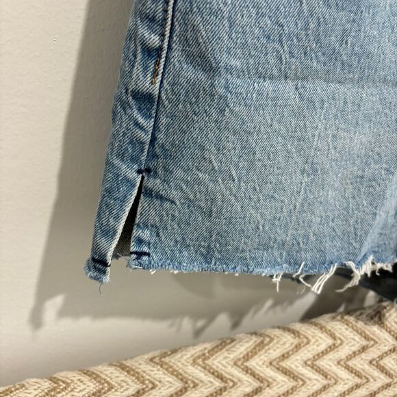 Abercrombie & Fitch High Rise Mom Shorts NWT - Picture 2 of 8